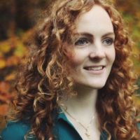 Robyn Stapleton Sings Burns at Cairndale Hotel
